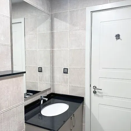 Stunning 1-Bedroom In The Polo Residence, Meydan Dubai Exterior photo