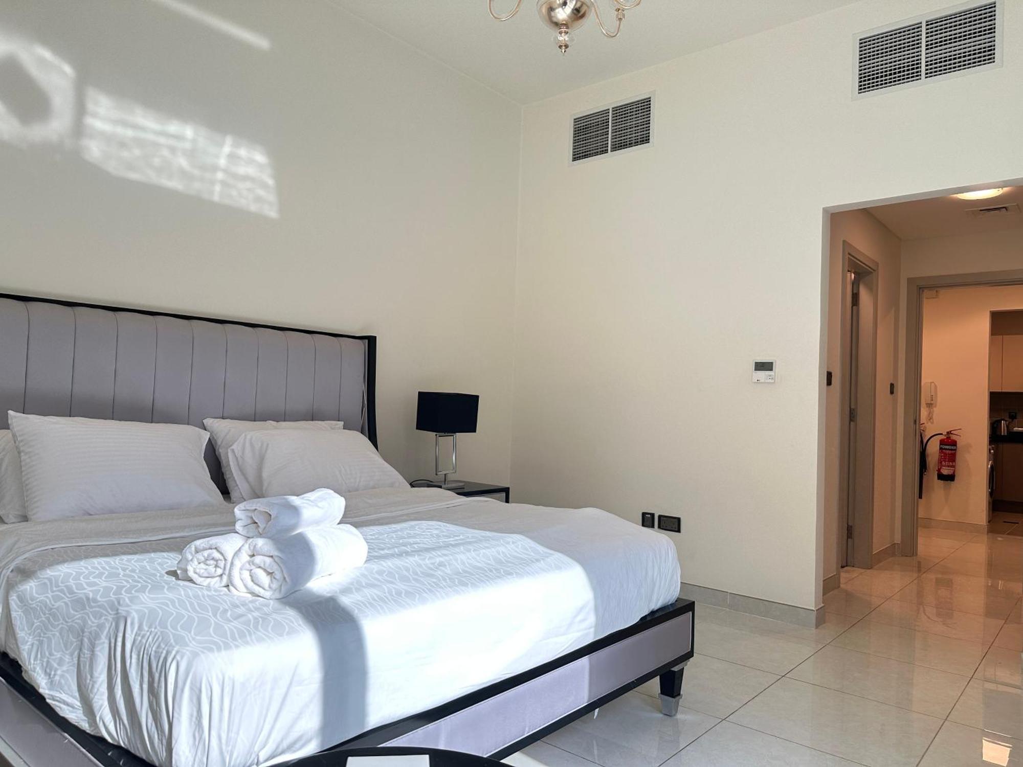 Stunning 1-bedroom In The Polo Residence, Meydan