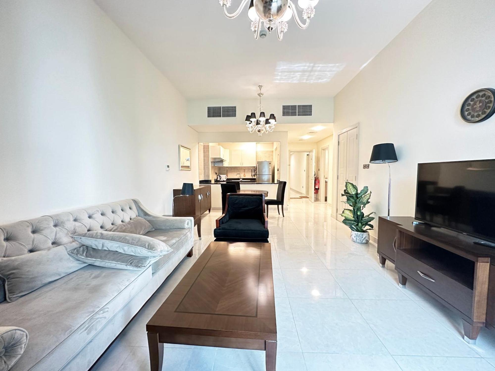 Apartment Stunning 1-bedroom In The Polo Residence, Meydan Dubai