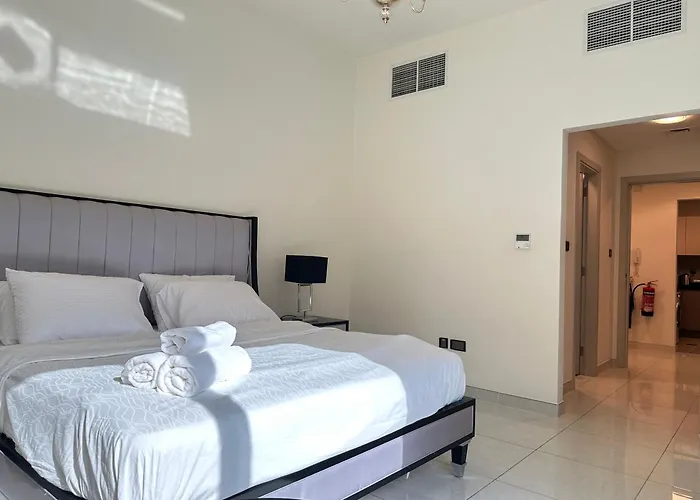 Stunning 1-Bedroom In The Polo Residence, Meydan