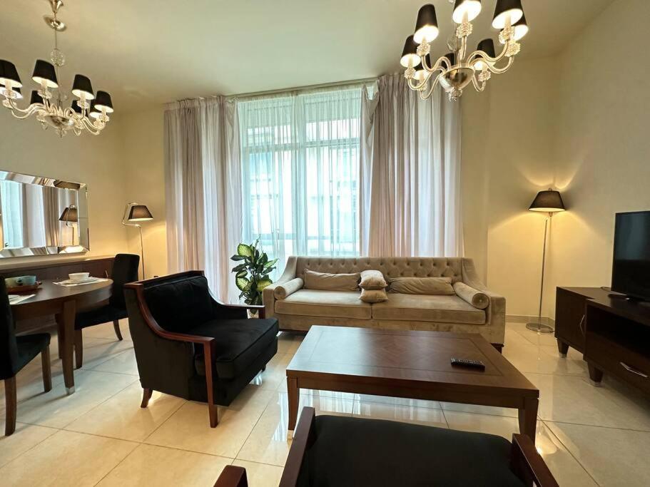 Apartment Stunning 1-bedroom In The Polo Residence, Meydan Dubai
