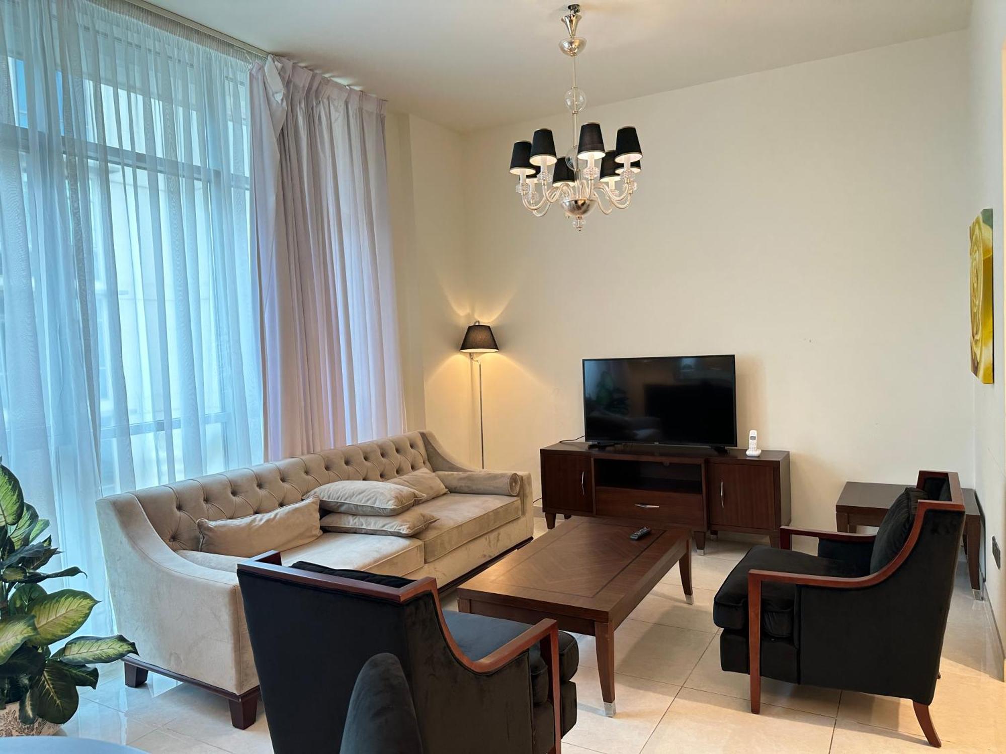 Apartment Stunning 1-bedroom In The Polo Residence, Meydan